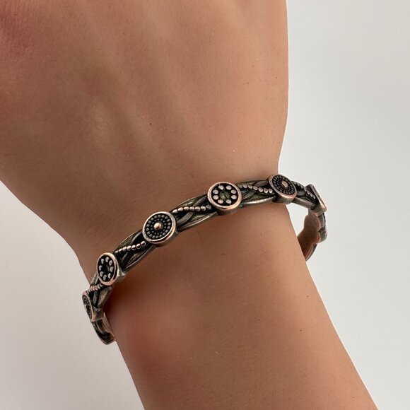 Western Style Bangle Bracelet - Picture 3 of 4